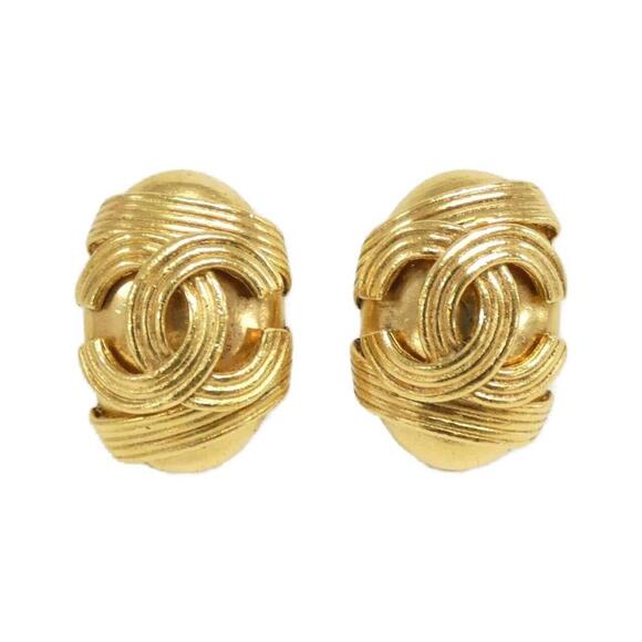 CHANEL Gold Earrings - Picture 1 of 3
